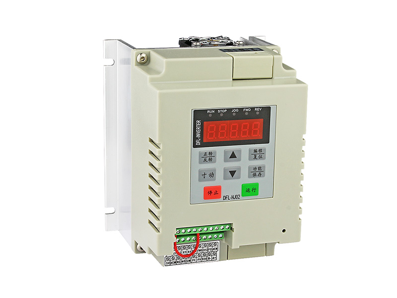 200N單相水泵變頻器，220V供水變頻器，恒壓供水變頻器